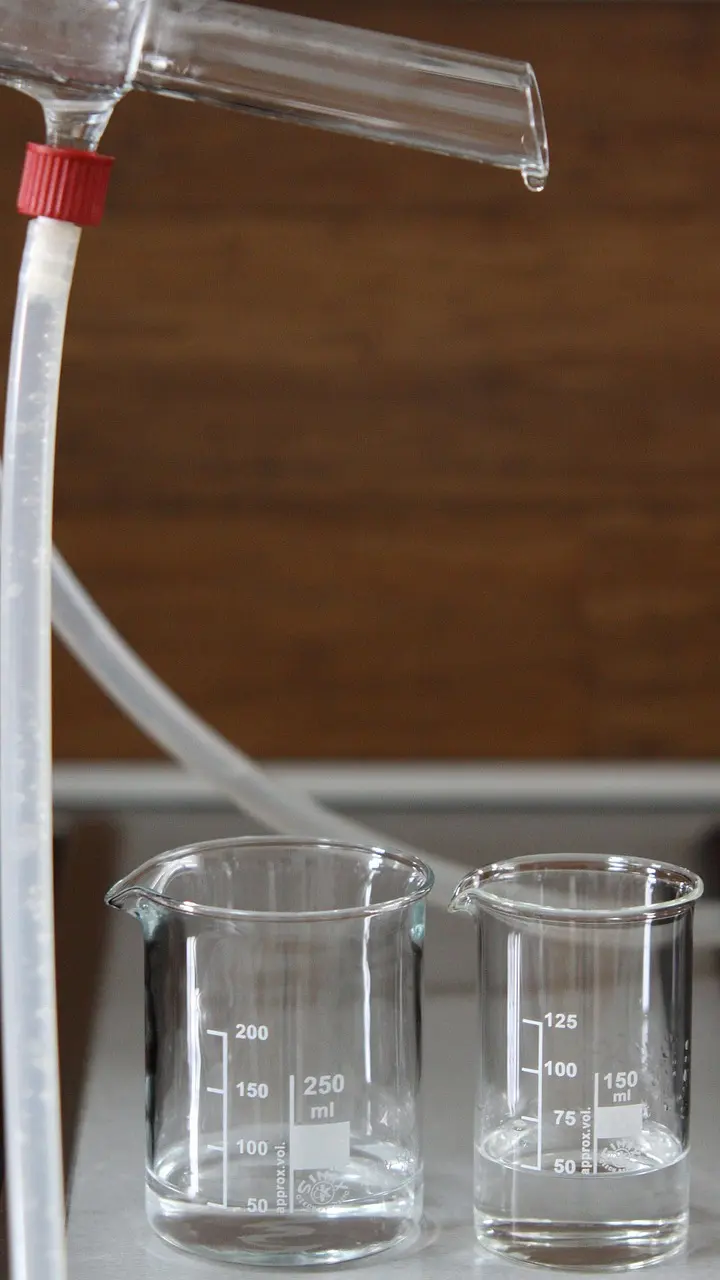 10 unexpected uses for vetiver hydrosol in your beauty