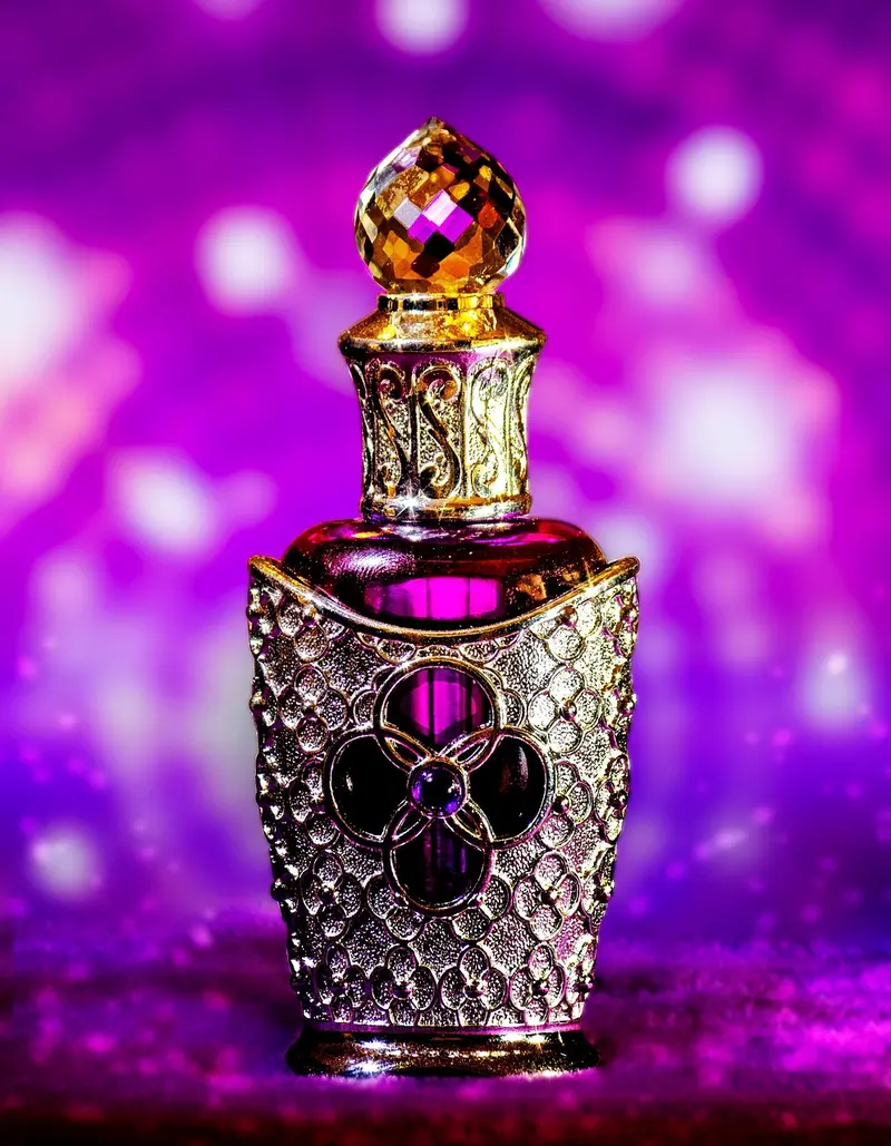 9 famous perfumes that feature vetiver as a star ingredient