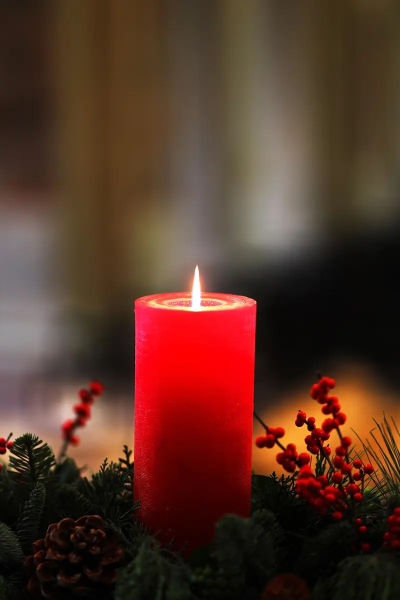 how to use vetiver oil in candle making for a smoky earthy
