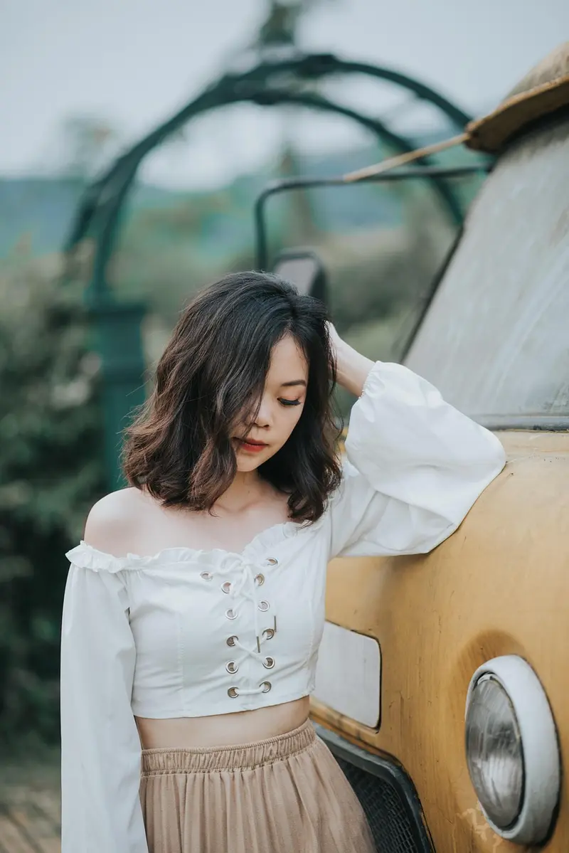 vetiver vs ylang ylang for stress relief two approaches to